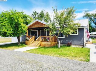 204 N Russell St #1, Joseph, OR 97846