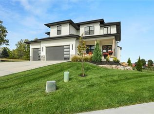 2613 NE Amanda Ln, Blue Springs, MO 64029