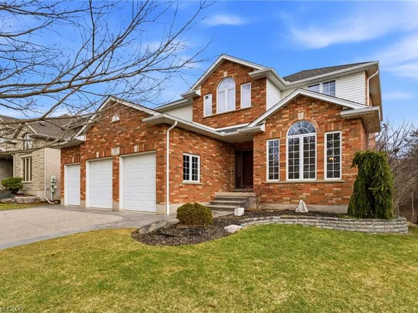 20 Cottonwood Cres, Cambridge, ON N1T 2A7