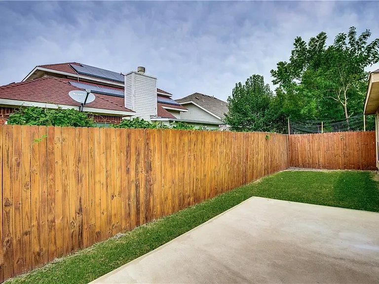 3427 Bellville Dr — Photo 14