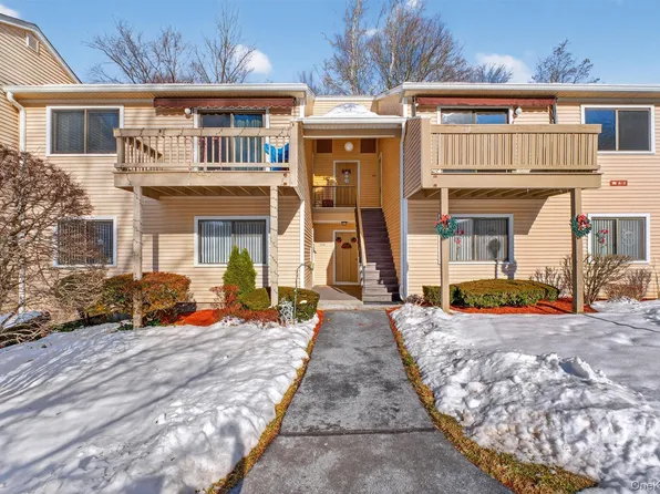 96 Molly Pitcher Lane #H, Yorktown Heights, NY 10598