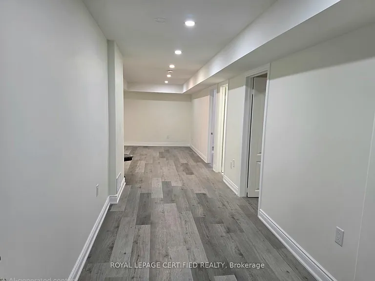 4 Adastra Pl #BASEMENT — Photo 2
