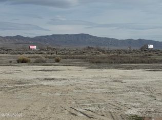 68 River Banks Ct, Lovelock, NV 89419