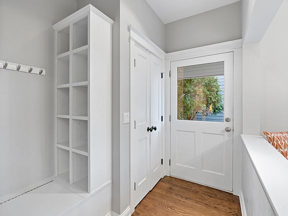 5th image of 1317 Elmwood Ave