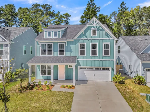 1013 Field Sparrow Dr, Ravenel, SC 29470