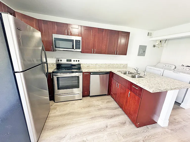 4447 Treehouse Ln #17C — Photo 2