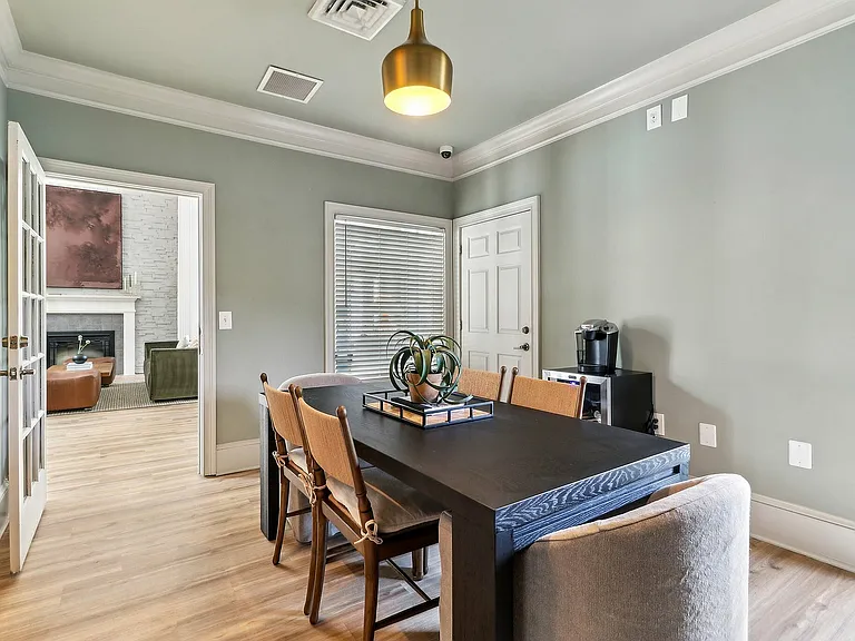 Varia at Oakcrest