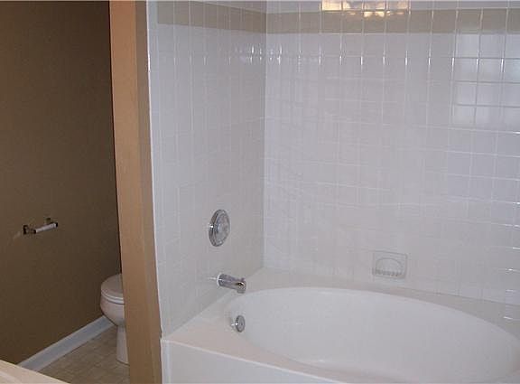5th image of 2120 Lebanon Pike APT 45