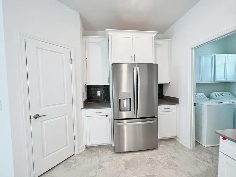 2975 Addison Blvd — Photo 7
