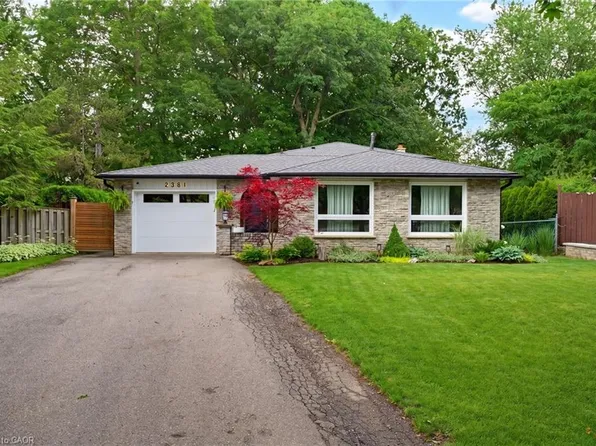 2381 Peart Ct, Burlington, ON L7P 2V5