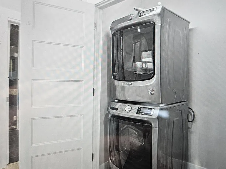 1718 N Solomon Ct — Photo 17