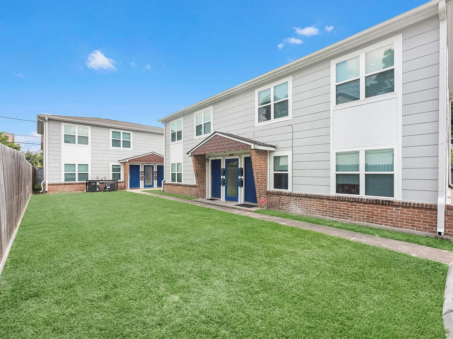 2 bed, 1.0 bath, 570 sqft, $1,150 — Photo 3