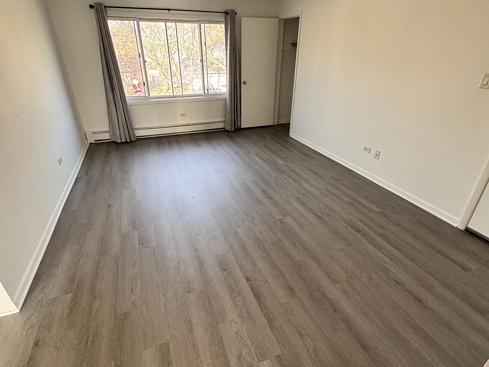 1st image of 500 Lincoln Ln APT 2W