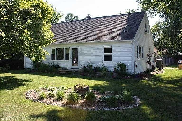 1st image of 138 Sheridan St