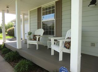 16722 Firestone Ct, Farmington, MN 55024