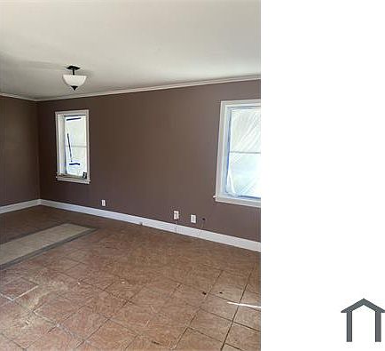 3rd image of 3548 Jackson St