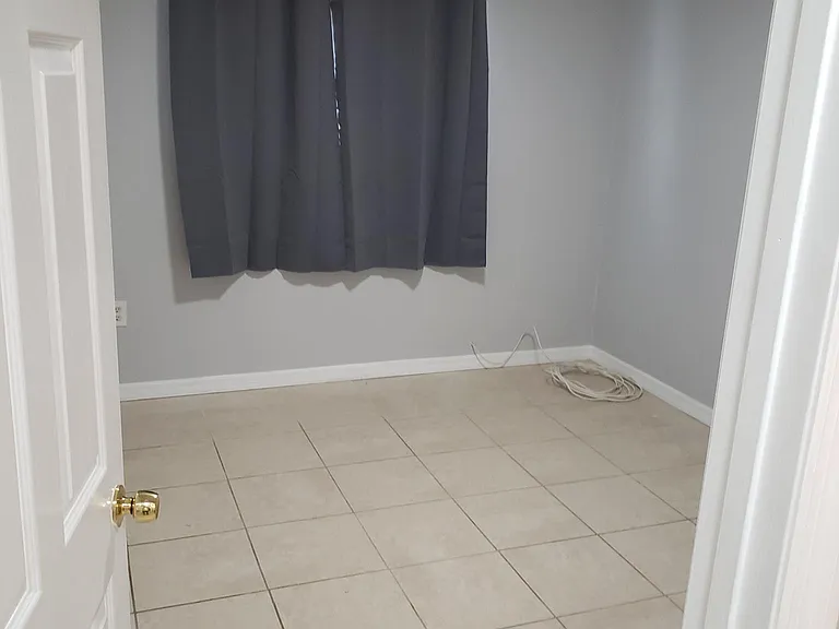 405 NW 11th Ave — Photo 24