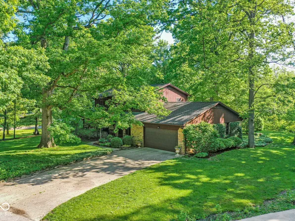577 Century Oaks Ct, Zionsville, IN 46077