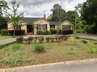 507 Fairview Ave, Opp, AL 36467