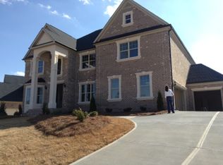901 Fire Thorn Dr, Hampton, GA 30228