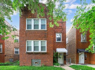 3120 W Addison St #2, Chicago, IL 60618