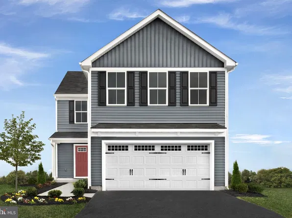 1218 Yeoman Berry Dr, Hagerstown, MD 21740