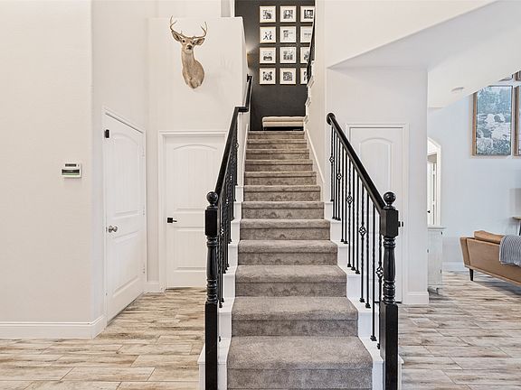 5th image of 651 Tolleson Dr