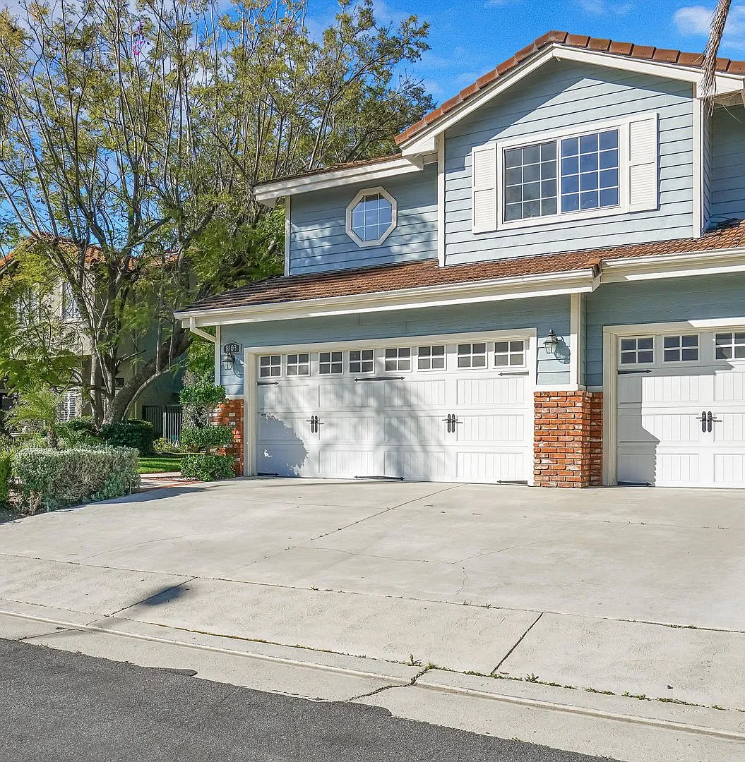 25% Off On 1st Mo! Newly Renovated 4b/3ba Home In West Hills Near Everything — Photo 1