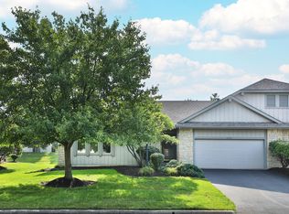 10247 Braemar Dr, Powell, OH