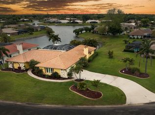 1800 Liesl Dr E, Venice, FL 34293