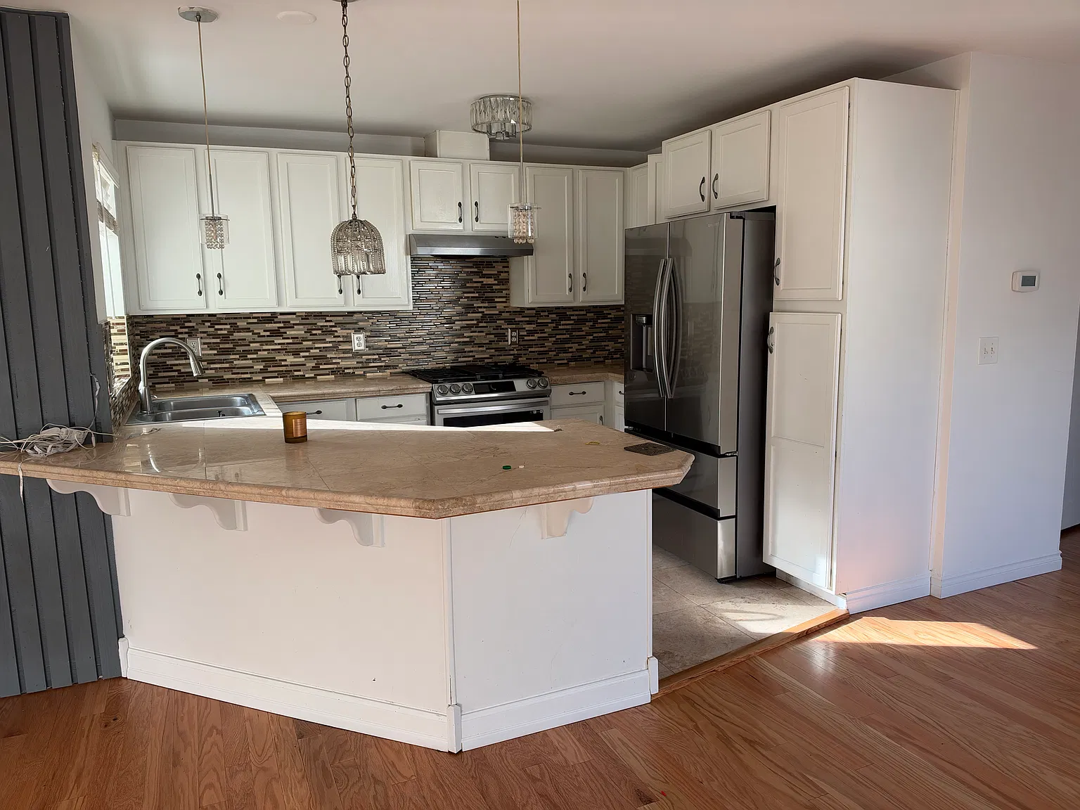 3 bed, 2.5 bath, 1518 sqft, $3,000 — Photo 1
