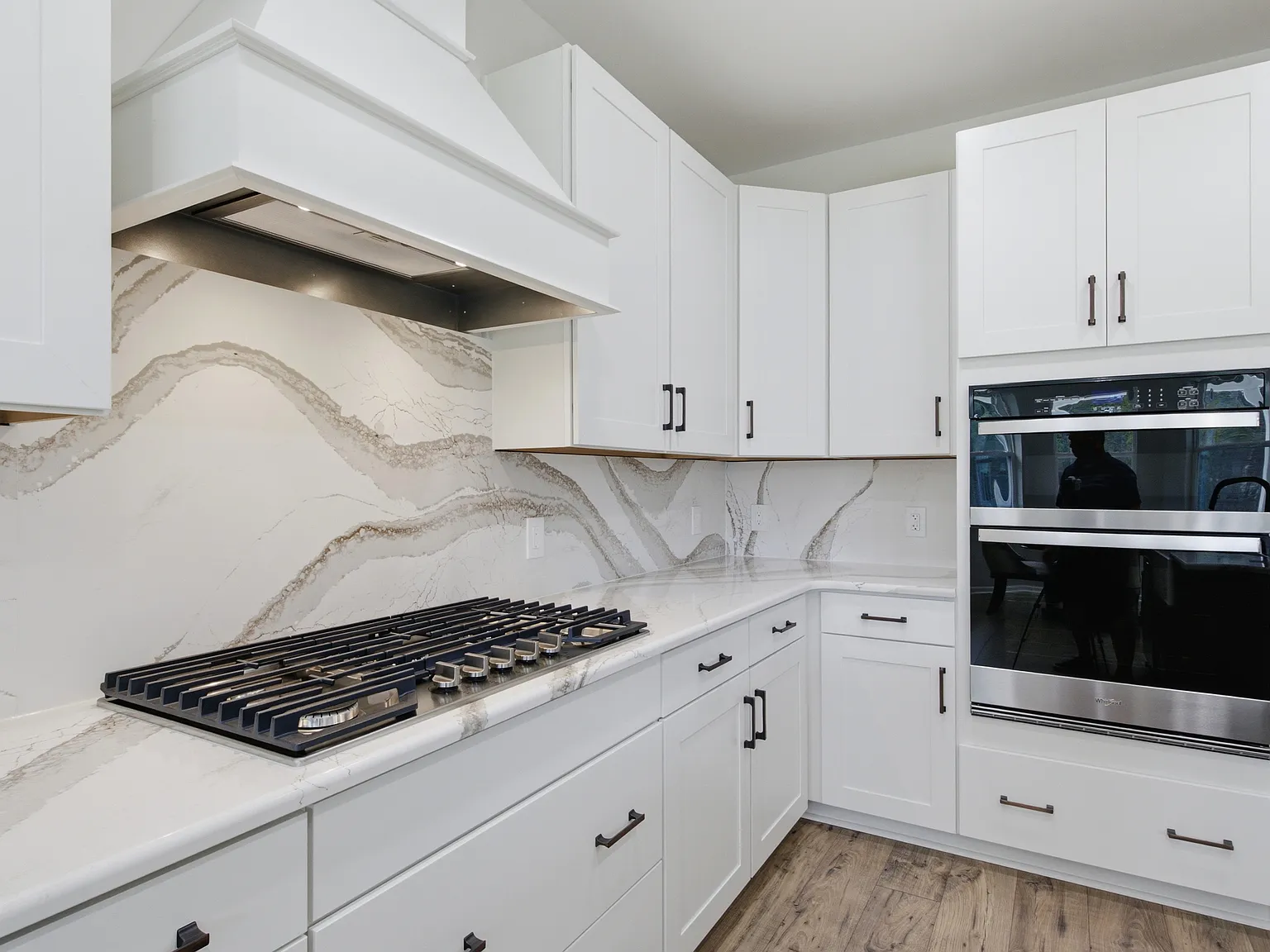 2 bed, 1685 sqft, $3,300 — Photo 3