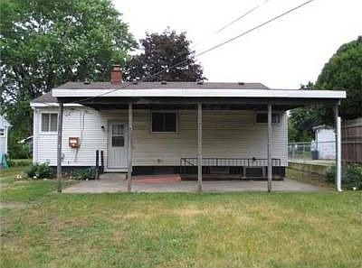 2nd image of 1550 Arthur St