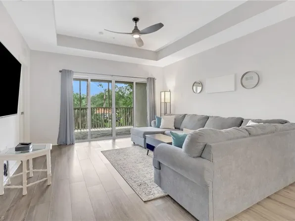 7823 Regal Heron CIR #303, NAPLES, FL 34104