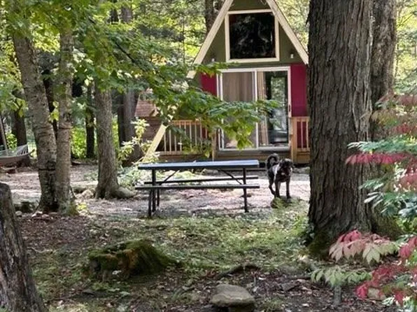 48 King Arthur Dr, Becket, MA 01223