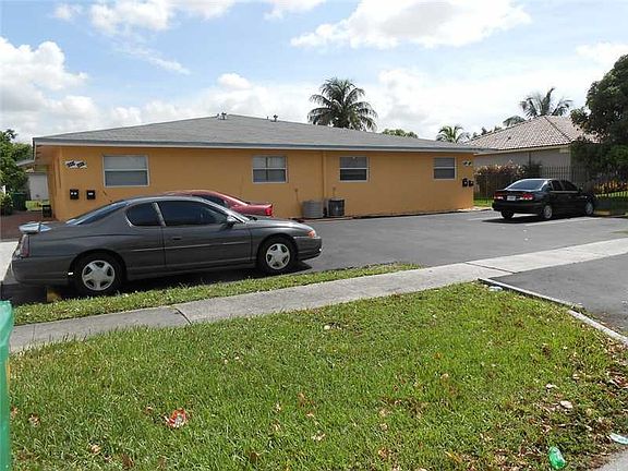 3rd image of 5317 NW 22nd St