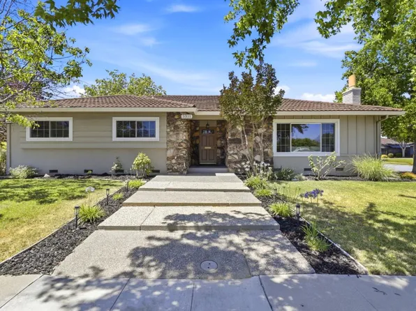 3311 Beacon Ln, San Jose, CA 95118