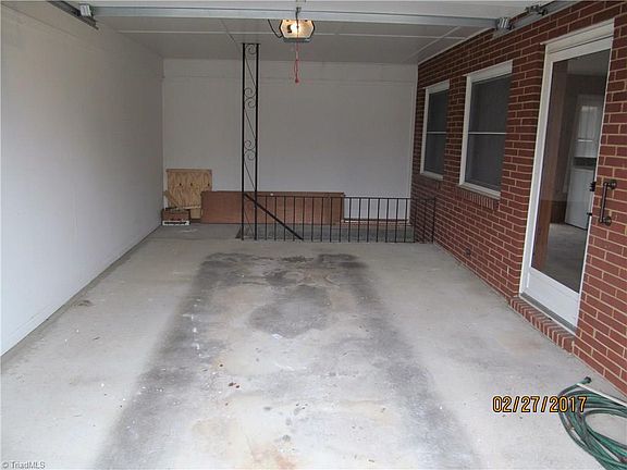 2nd image of 254 Gwynwood Dr