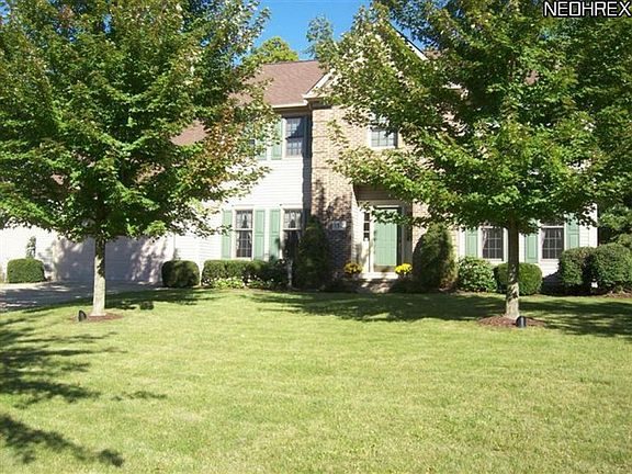 2nd image of 152 Glenshire Ln