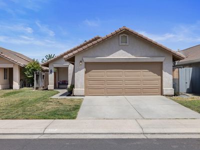 1112 La Mesa St, Escalon, CA, 95320