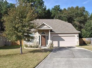 202 Summer Pine Ct, Conroe, TX 77304
