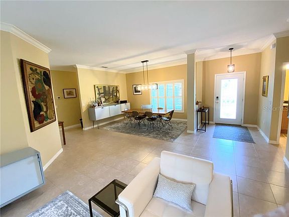 5th image of 160 Vista Dr