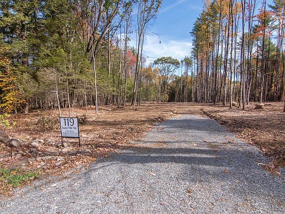 4th image of 119a Sand Hill Road
