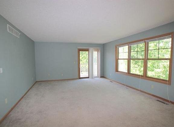 4th image of 3124 Lyndale Avenue S