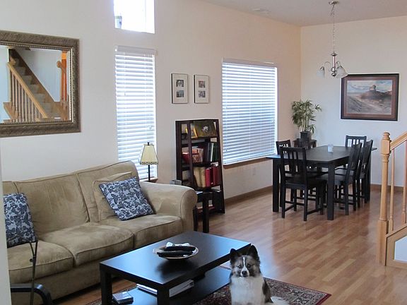 Living Room/Dining
