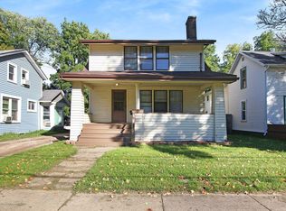 230 N Cochran Ave, Charlotte, MI 48813