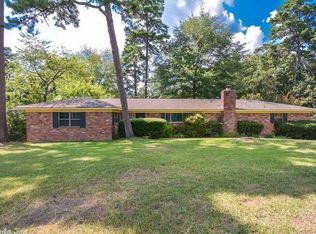 59 Wingate Dr, Little Rock, AR 72205