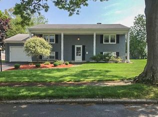 36 Harvard Ct, Cranston, RI 02920