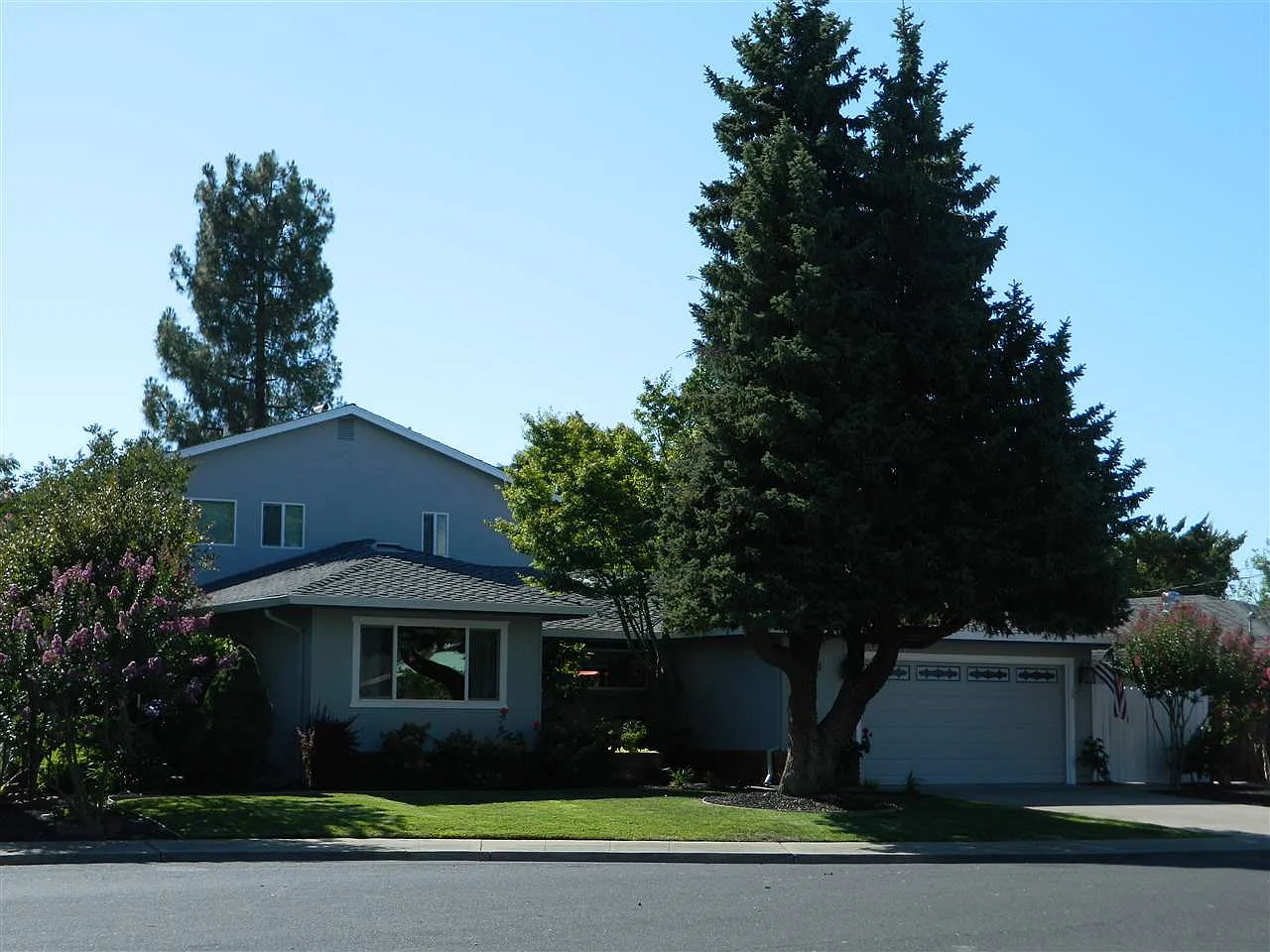 1271 Gonzaga Ct photo 1