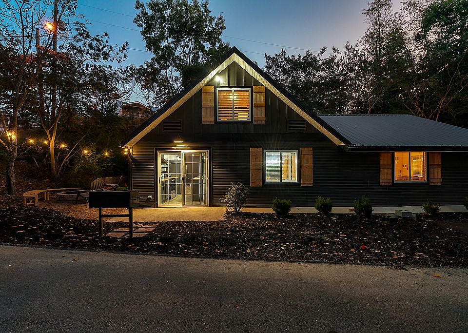 1st image of 372 Indian Knob Cir